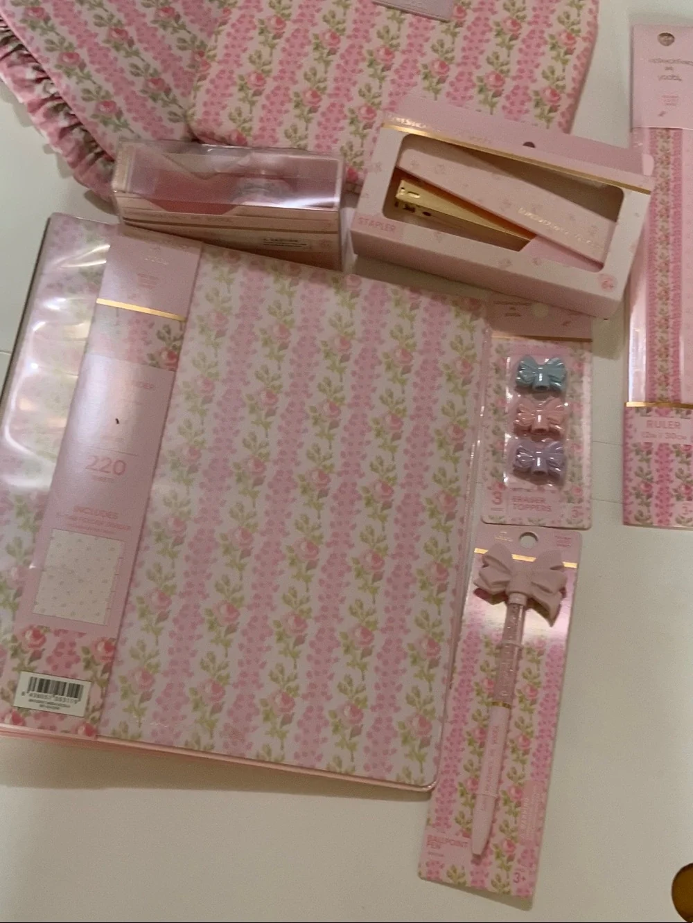 Loveshackfancy Blooming Heirloom Pink Floral Stationery Set - Brand